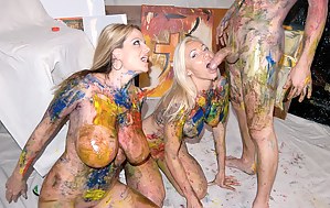Big Boobs Body Paint Porn Pictures